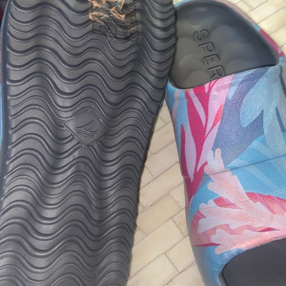 SPERRY - Picture 8 of 8